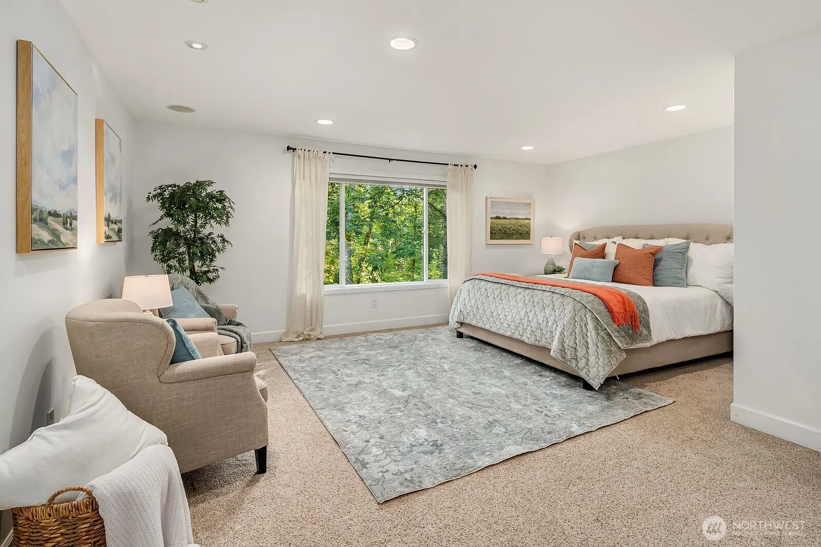 1111 272 Place SE, Sammamish, WA 98075