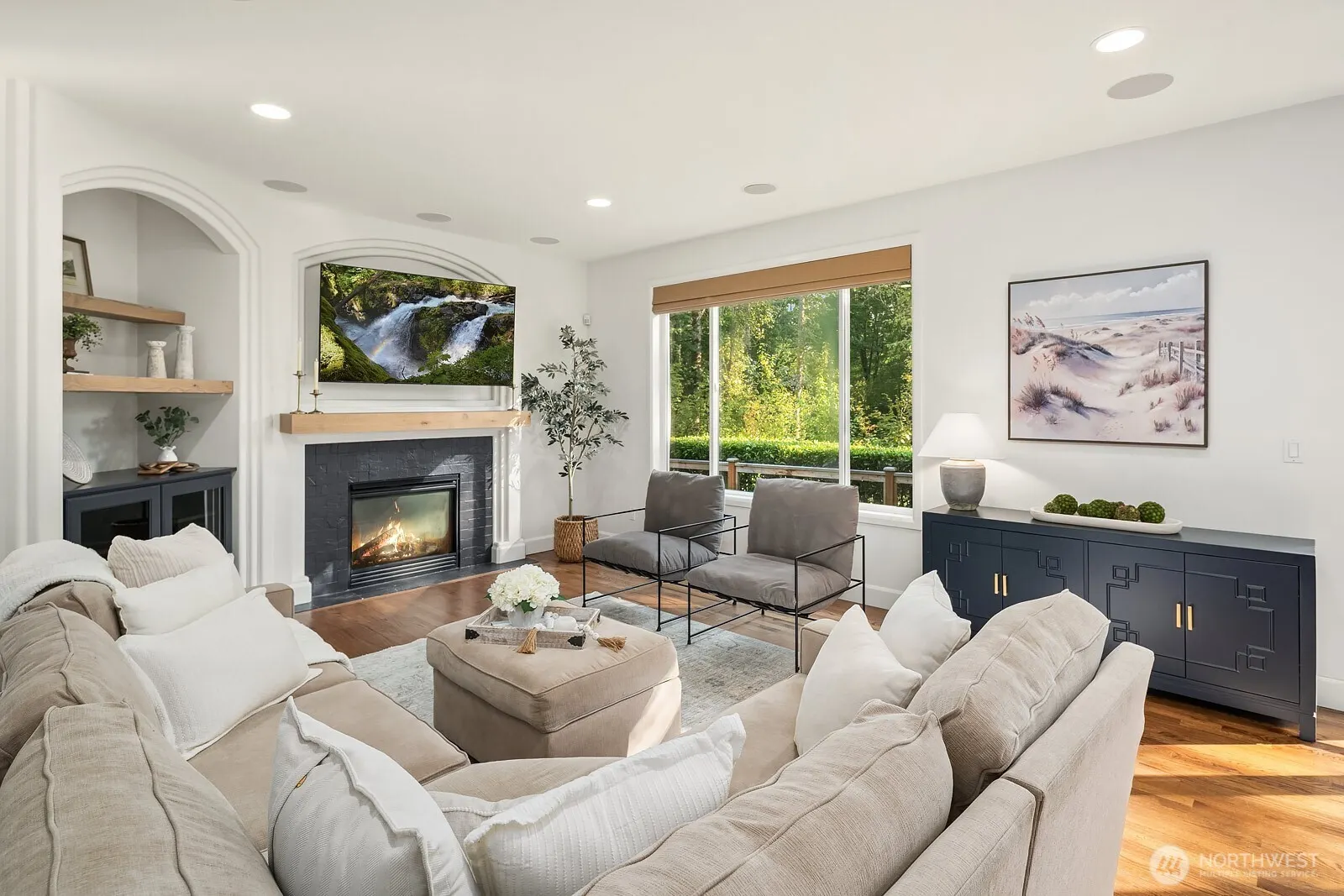 1111 272 Place SE, Sammamish, WA 98075