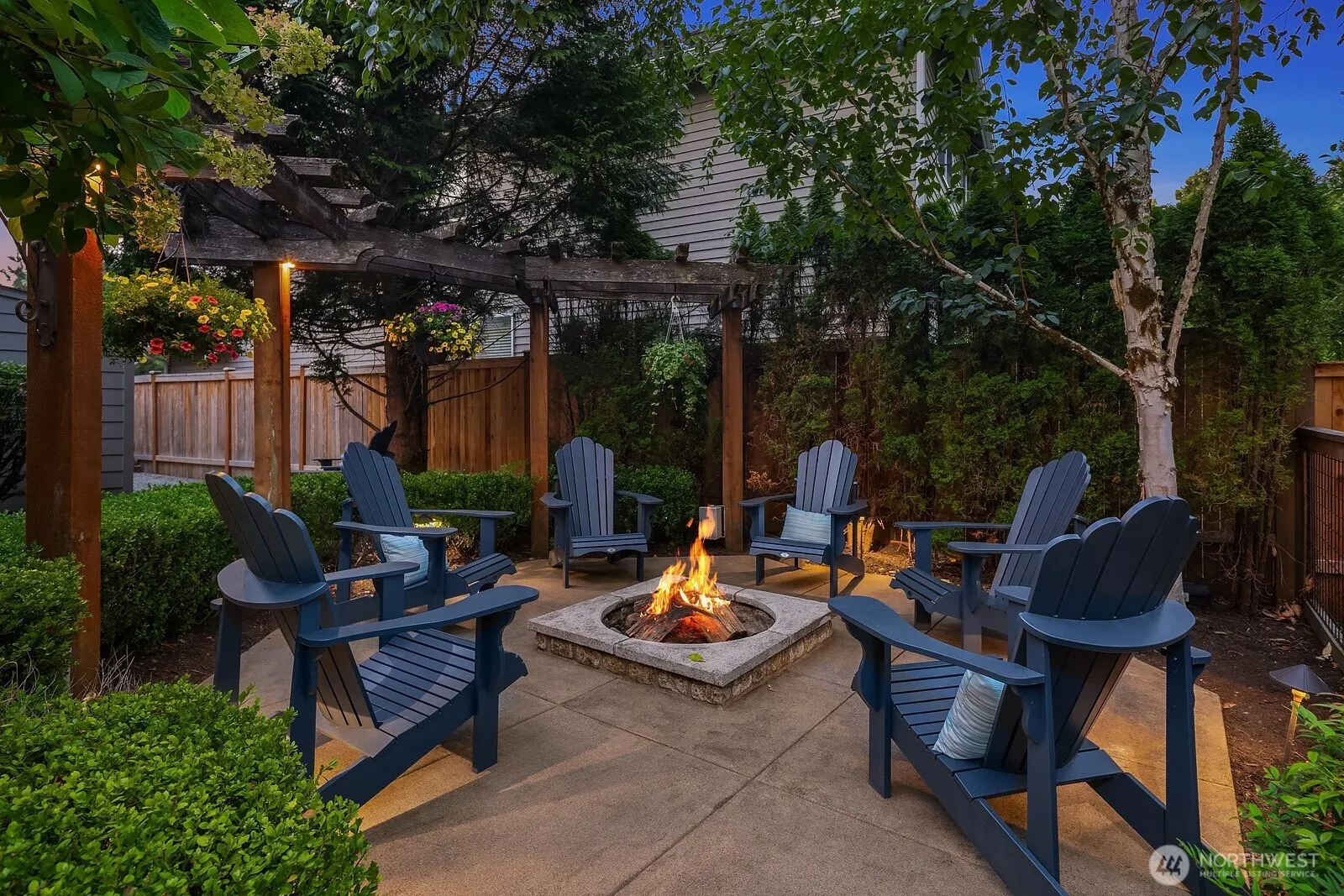 1111 272 Place SE, Sammamish, WA 98075