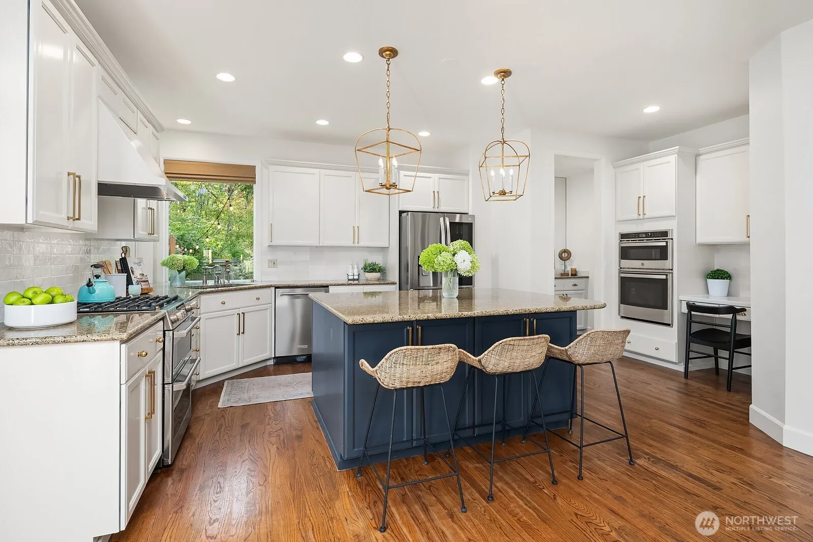 1111 272 Place SE, Sammamish, WA 98075