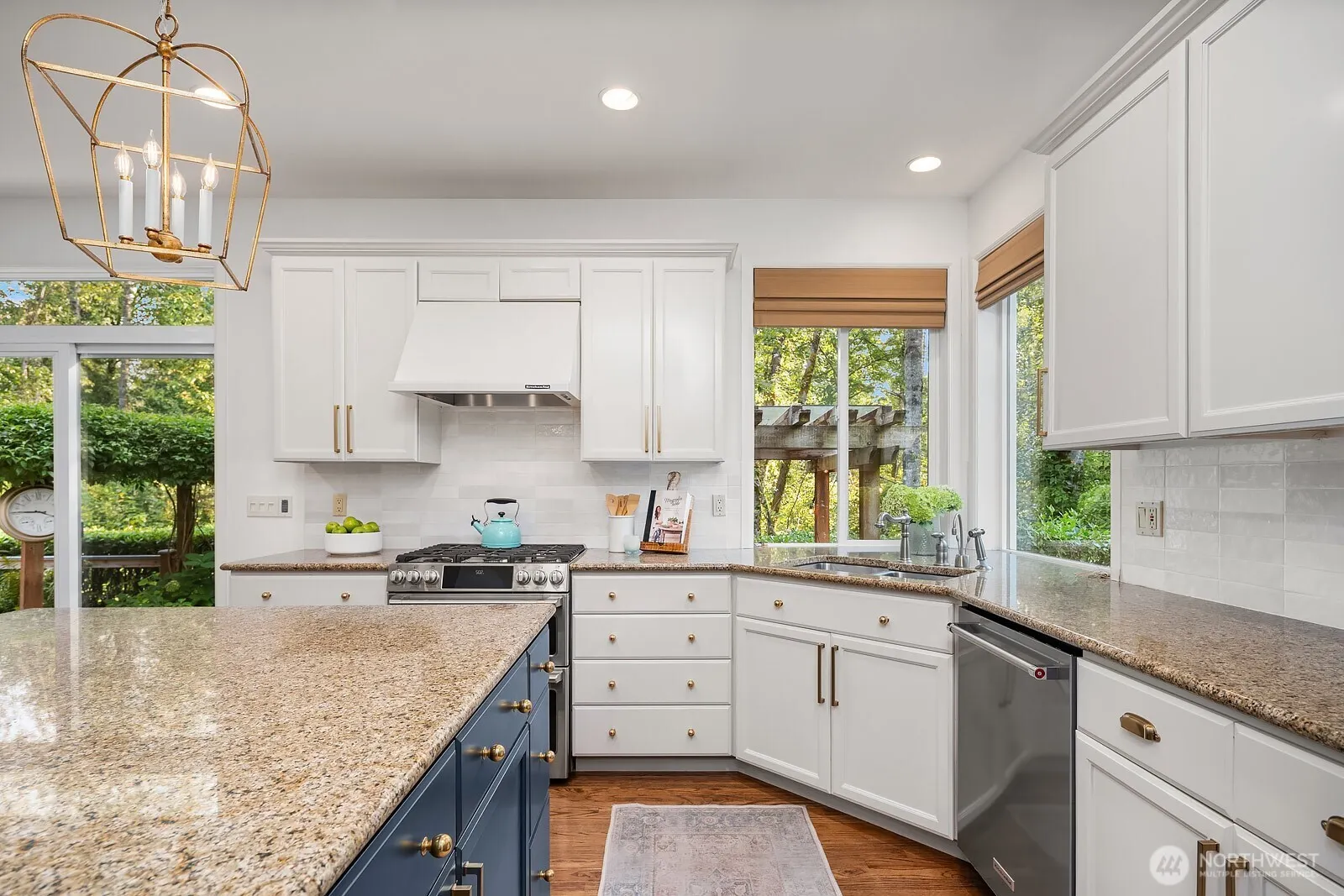 1111 272 Place SE, Sammamish, WA 98075