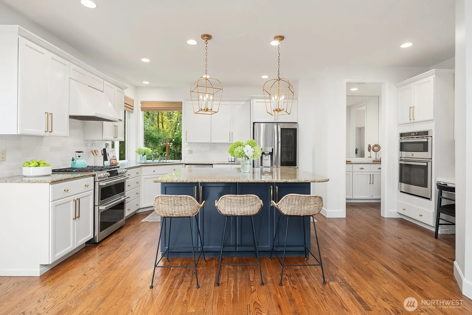 1111 272 Place SE, Sammamish, WA 98075