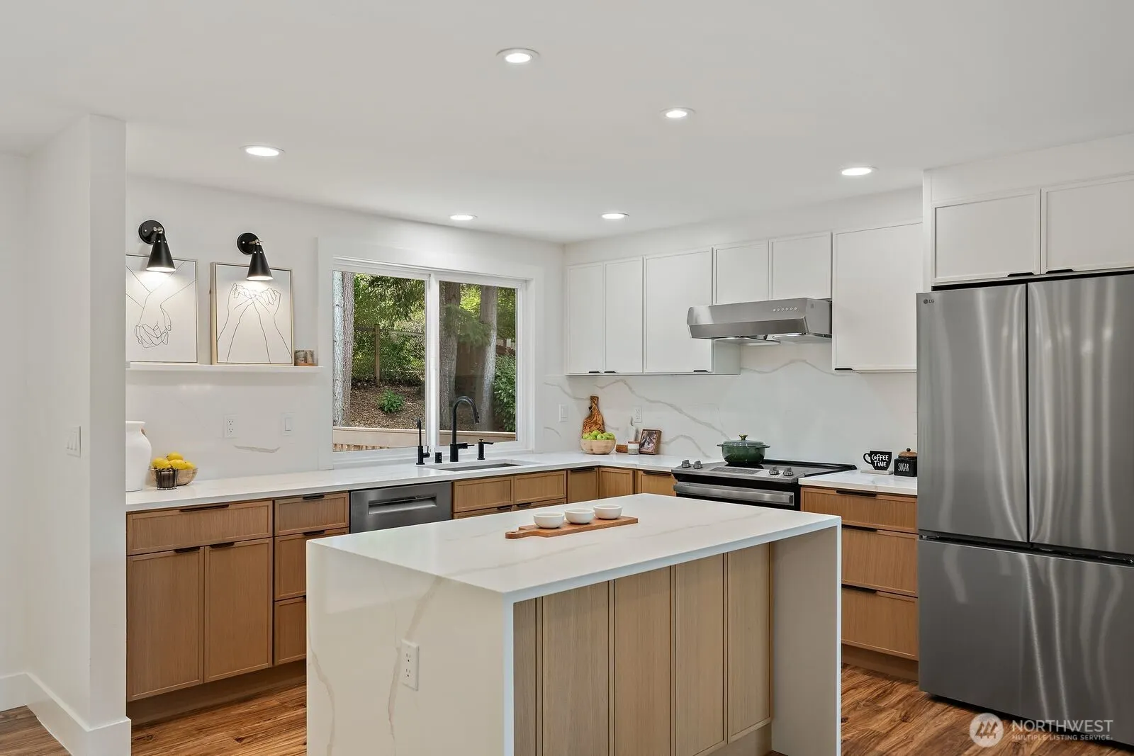 9408 NE 168th Place , Redmond, WA 98052