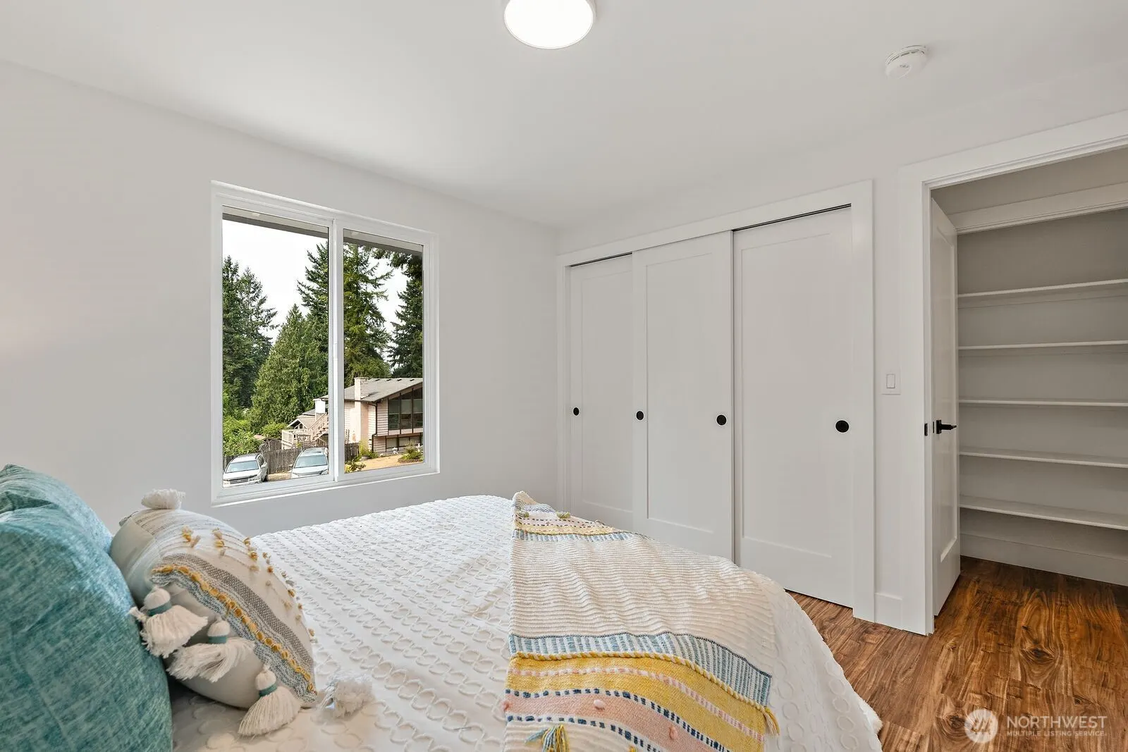 9408 NE 168th Place , Redmond, WA 98052