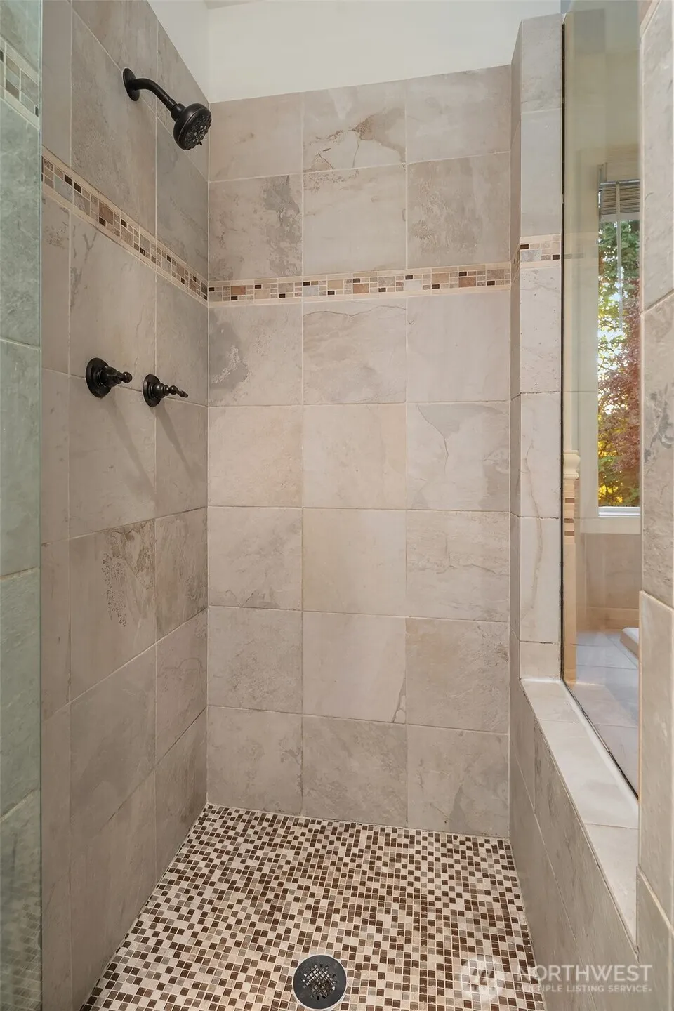 16707 NE 124th Street , Redmond, WA 98052