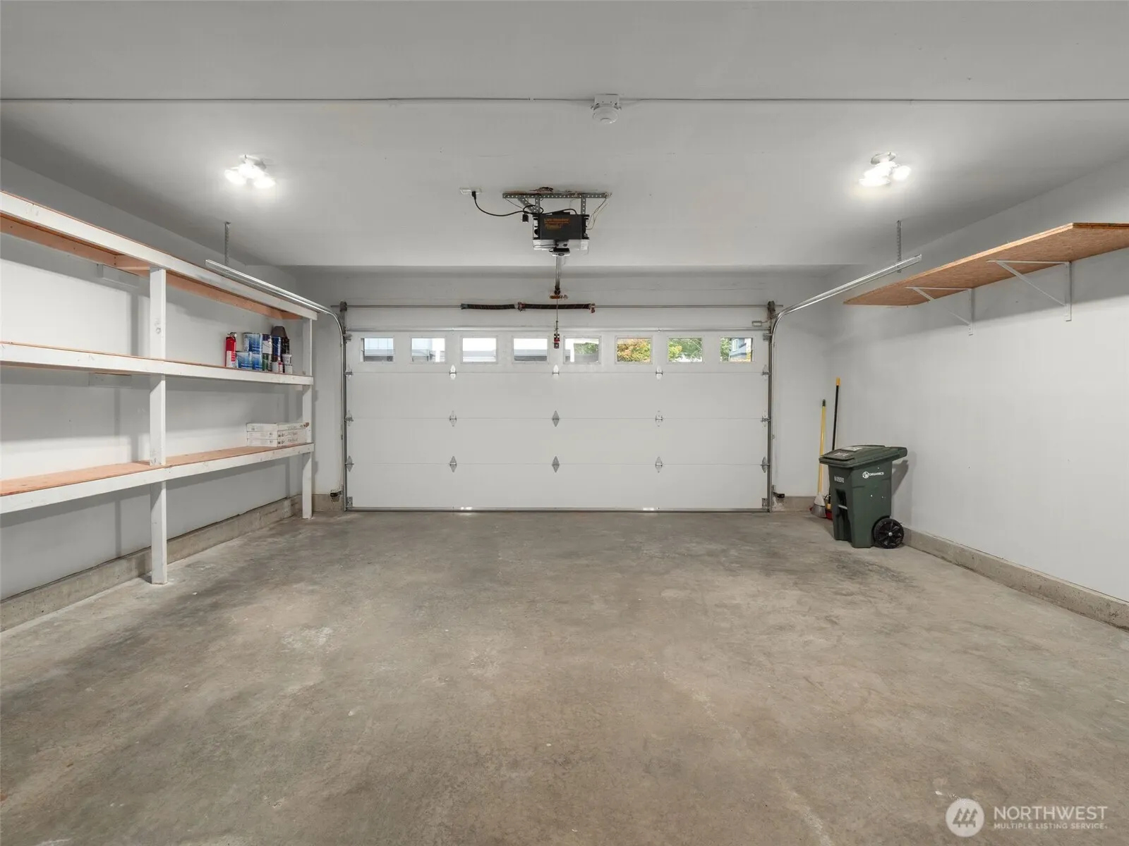 22715 4TH Avenue W #102, Bothell, WA 98021