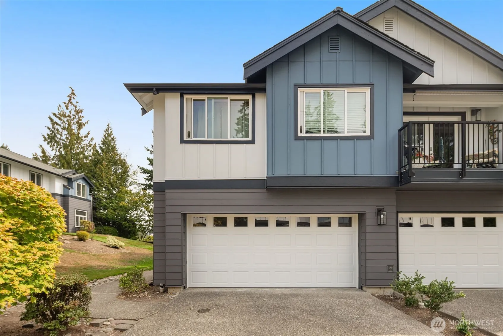 22715 4TH Avenue W #102, Bothell, WA 98021