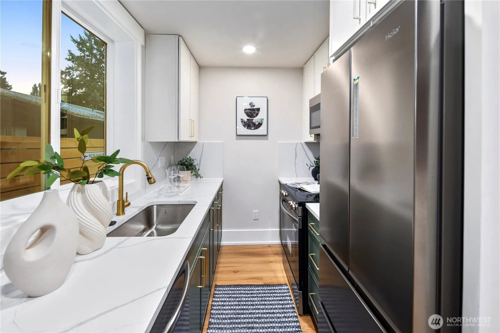 9031 4th Avenue NW #B, Seattle, WA 98106