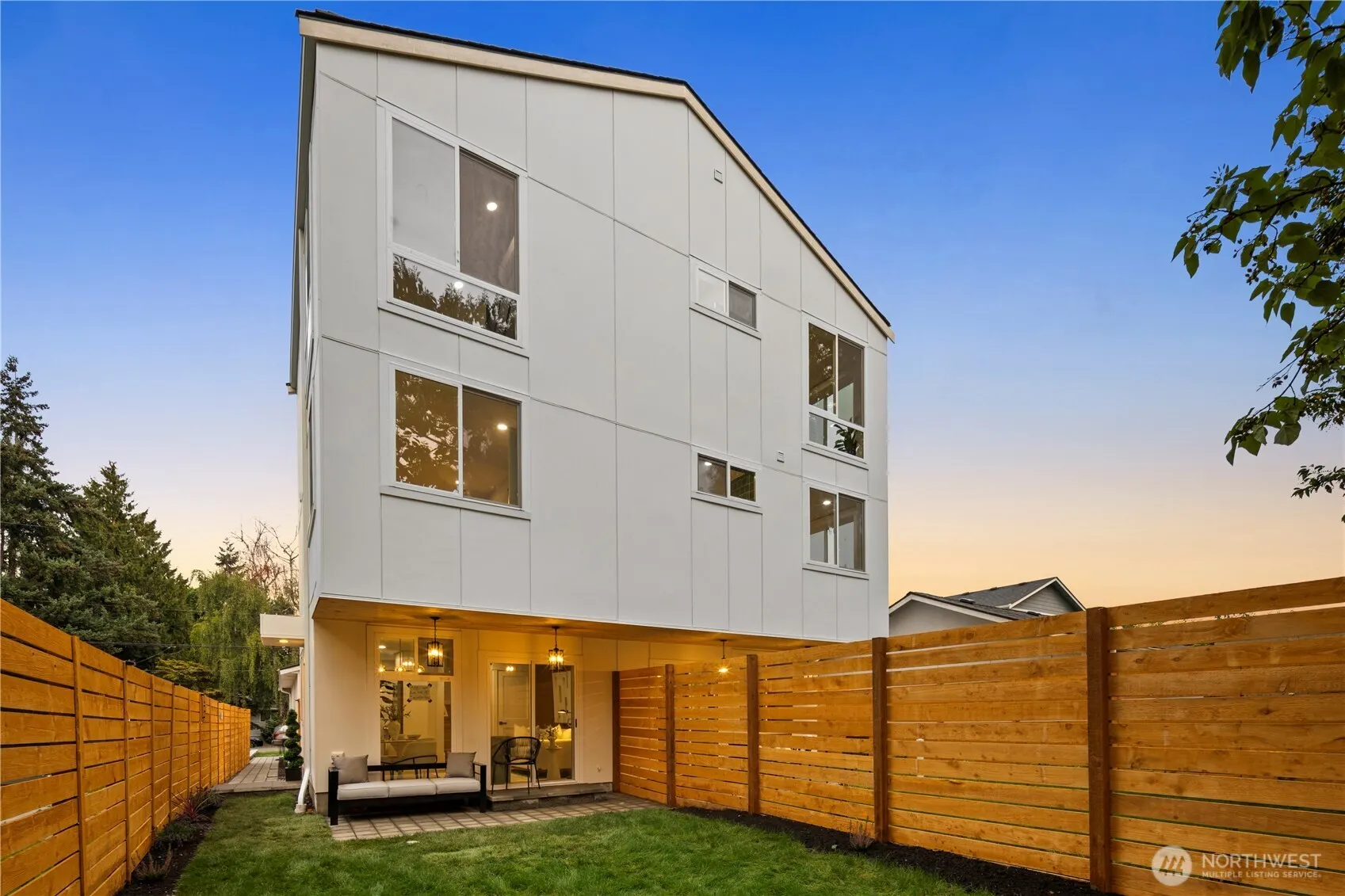 9031 4th Avenue NW #B, Seattle, WA 98106