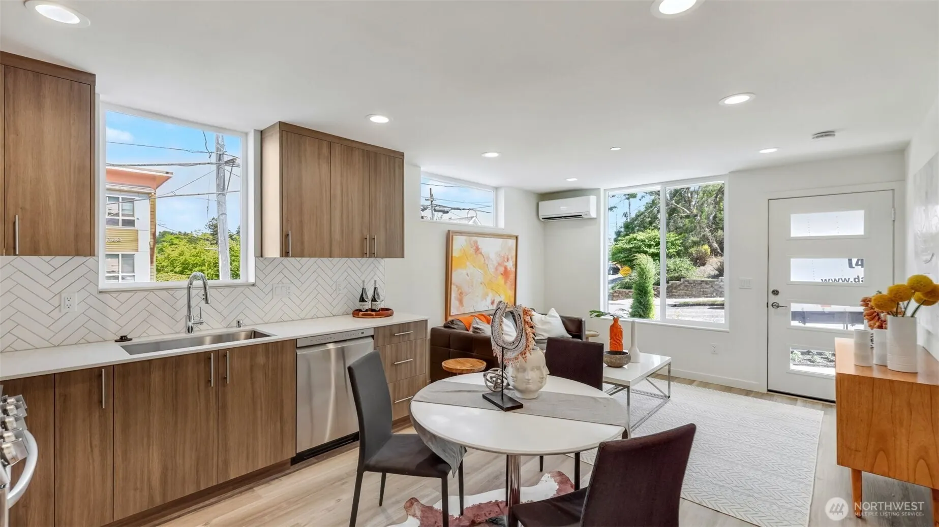 2828 S Walden Street , Seattle, WA 98144