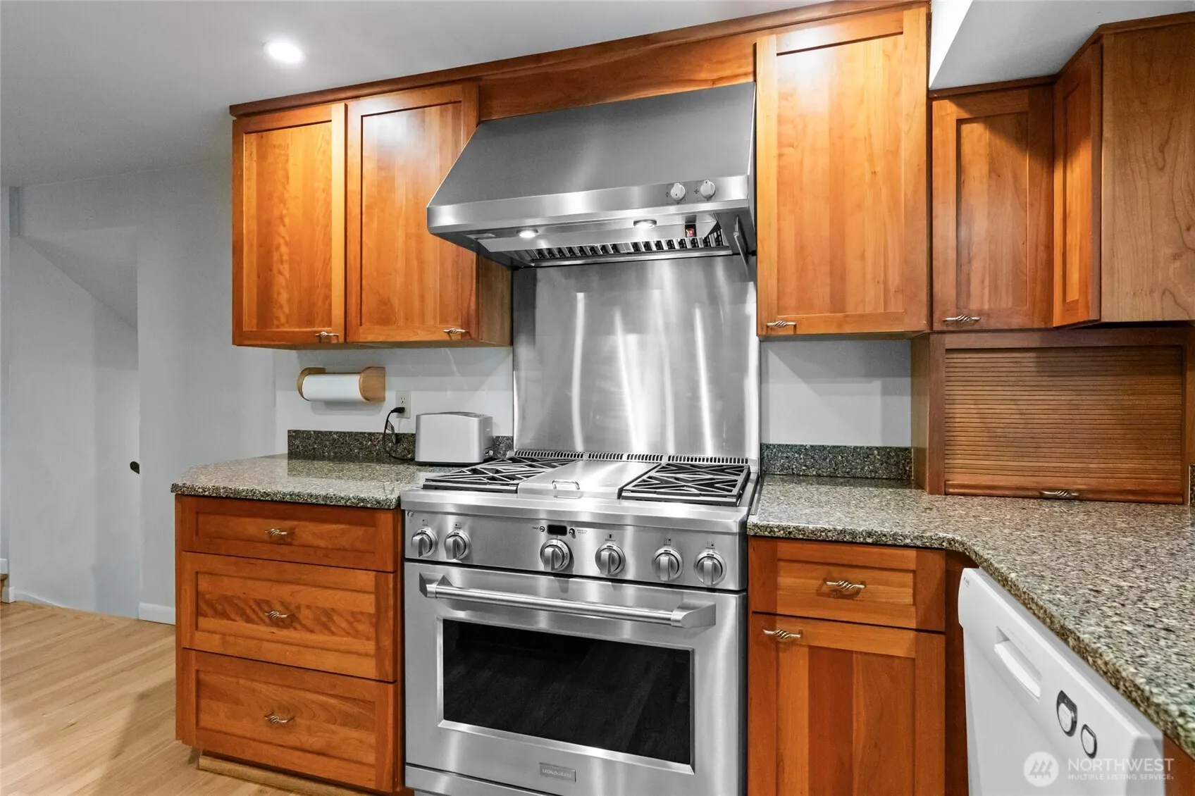 17510 163rd Place SE, Renton, WA 98058