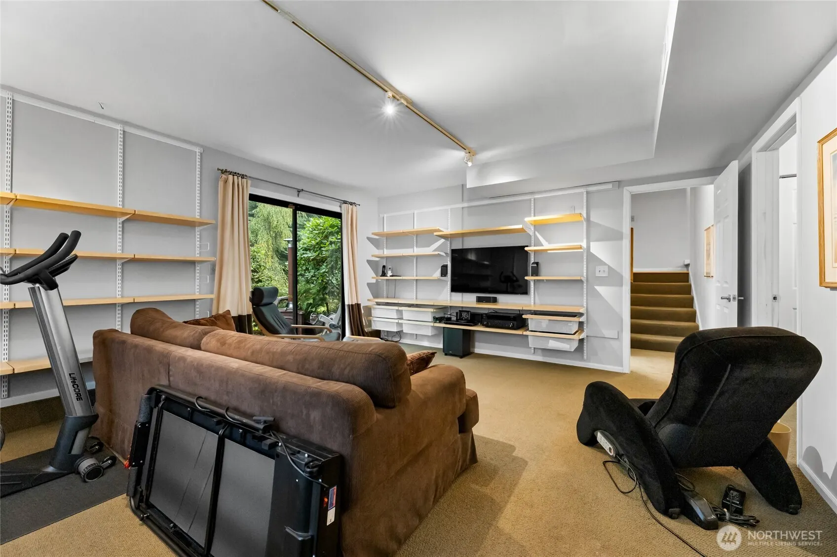 17510 163rd Place SE, Renton, WA 98058