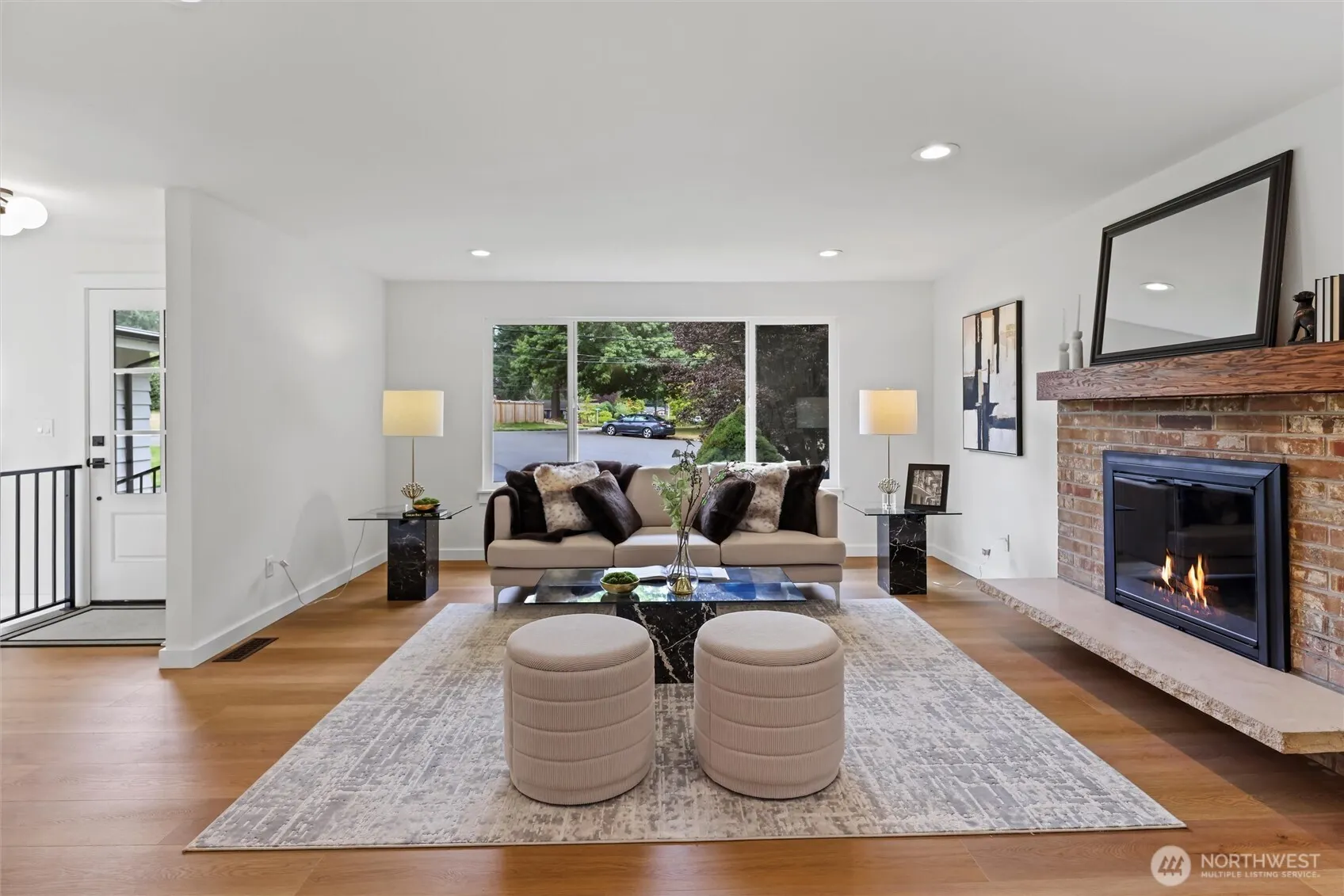 16551 NE 27th Street , Bellevue, WA 98008