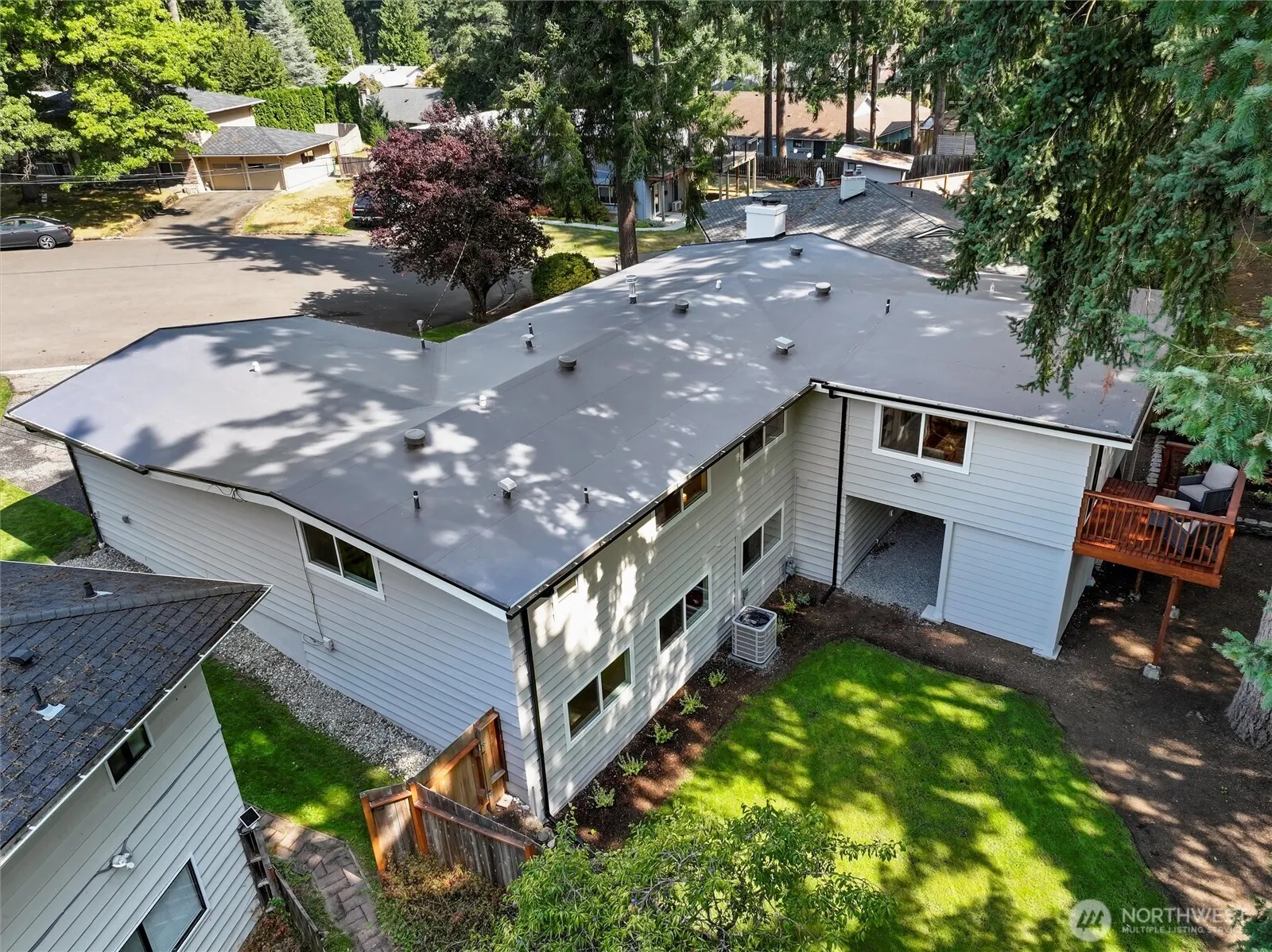 16551 NE 27th Street , Bellevue, WA 98008