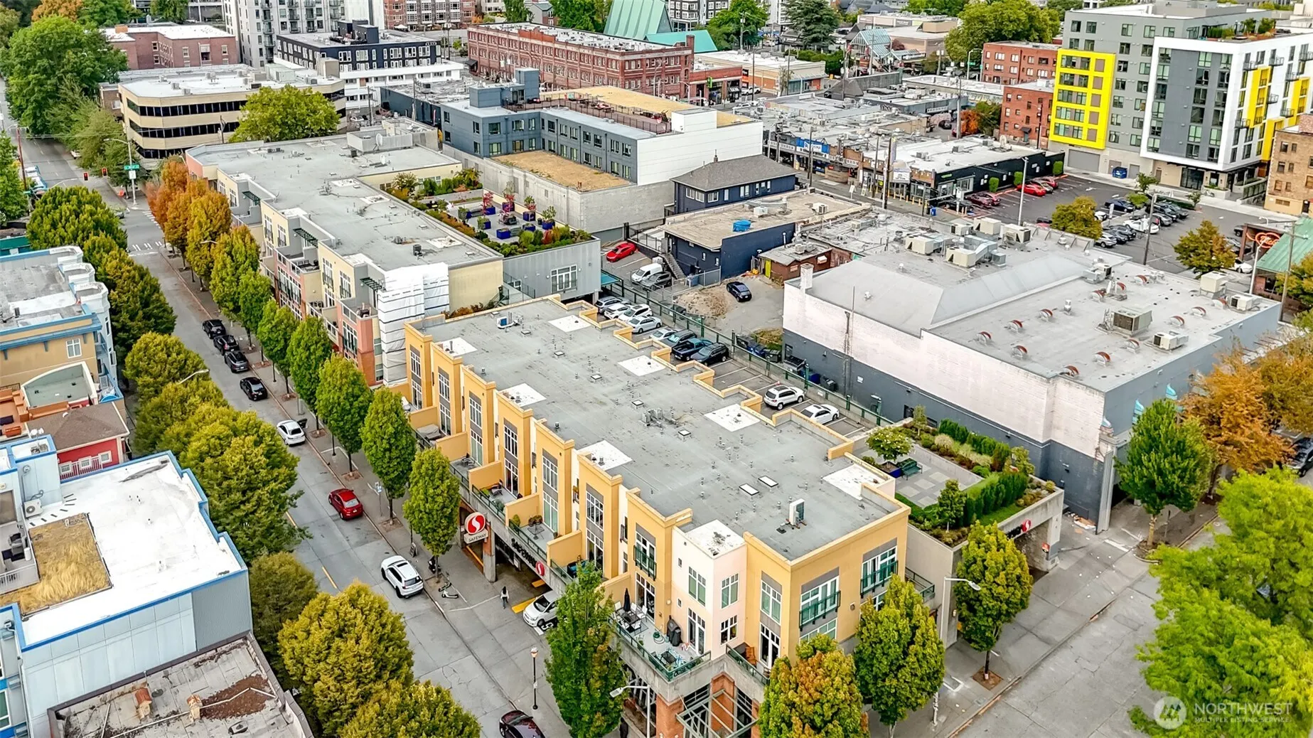 17 W Mercer Street #301, Seattle, WA 98119
