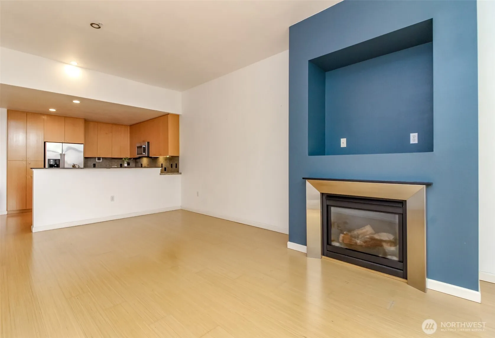 17 W Mercer Street #301, Seattle, WA 98119