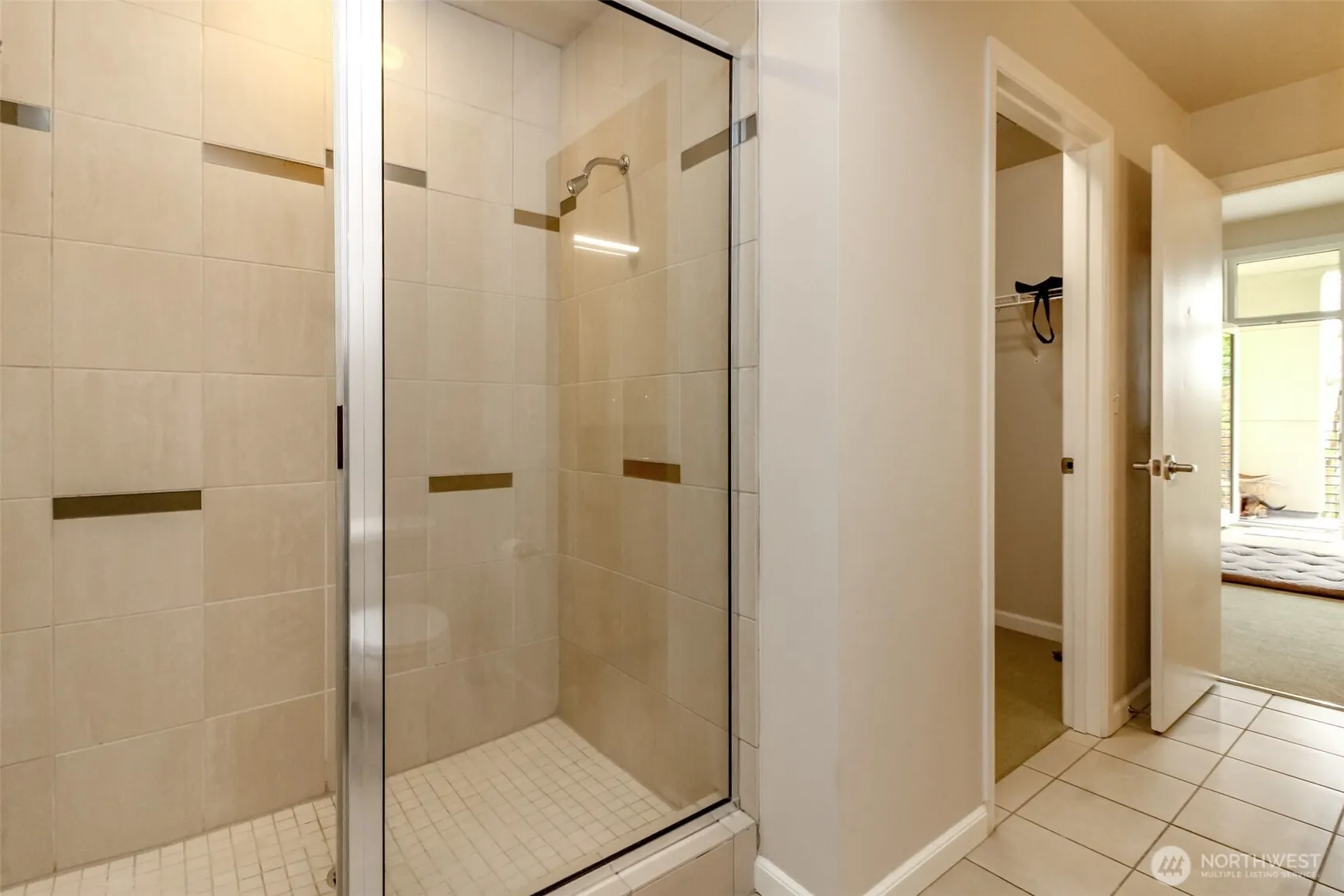 17 W Mercer Street #301, Seattle, WA 98119