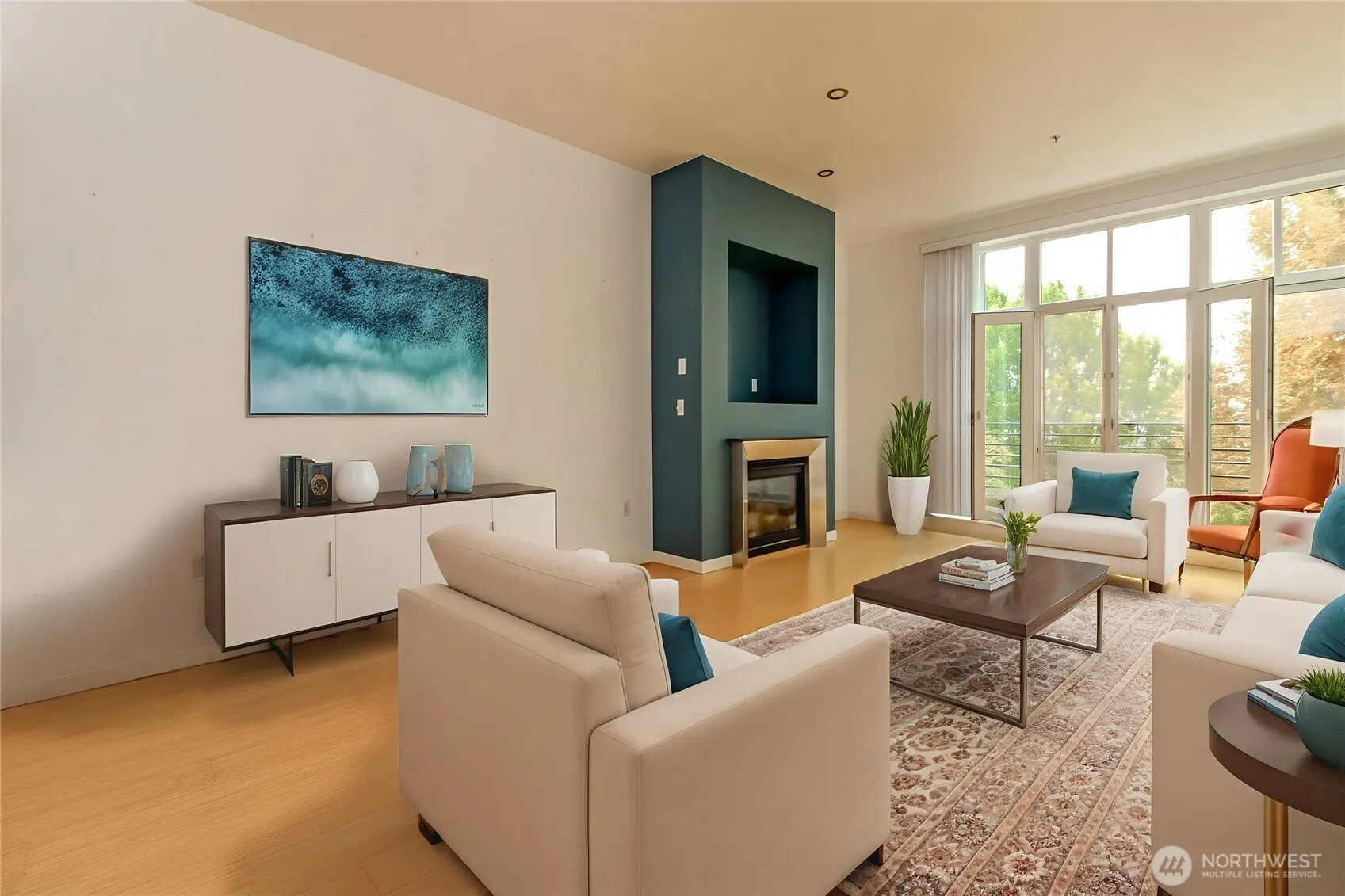 17 W Mercer Street #301, Seattle, WA 98119
