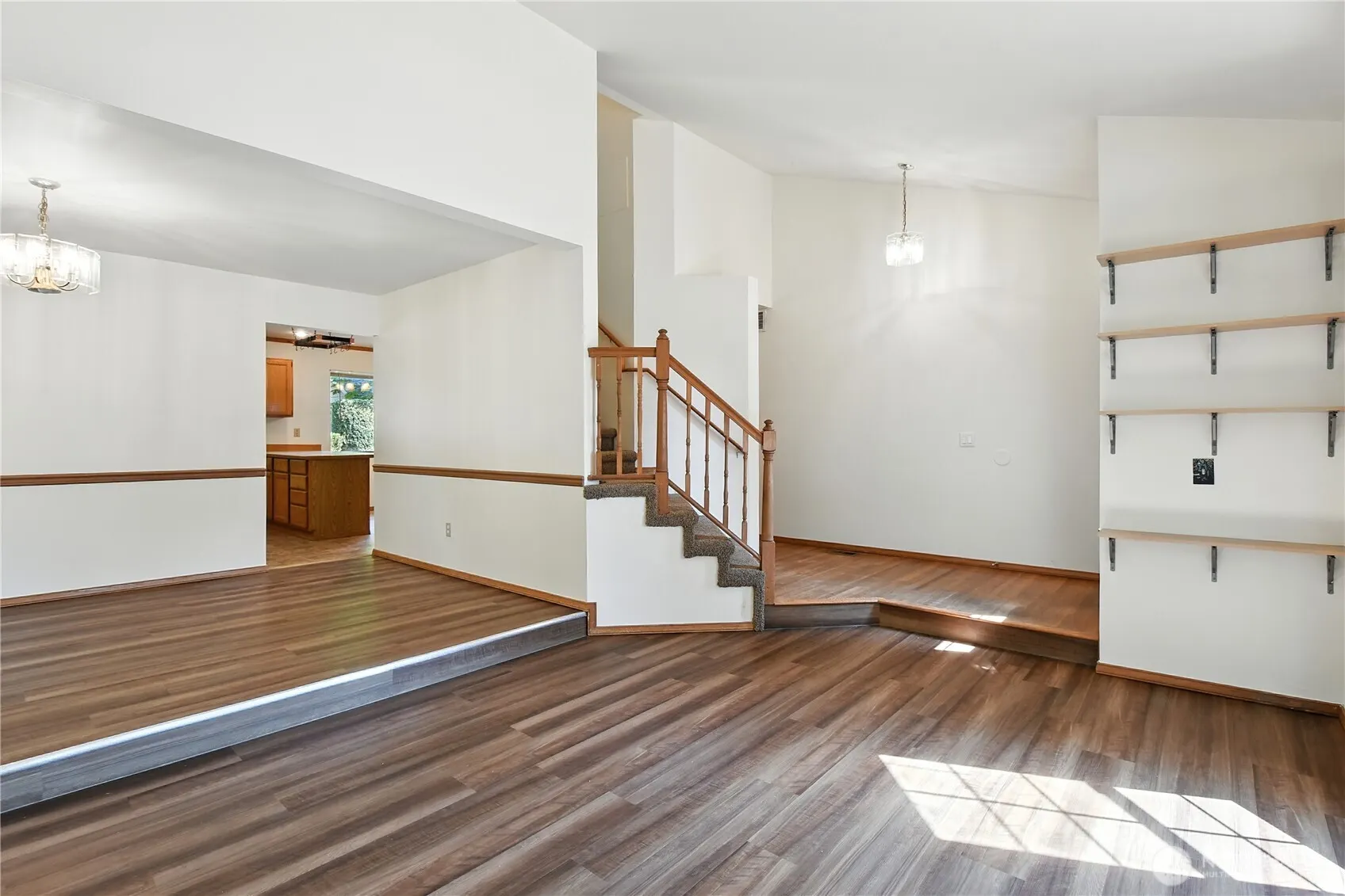 13014 NE 101st Place , Kirkland, WA 98033