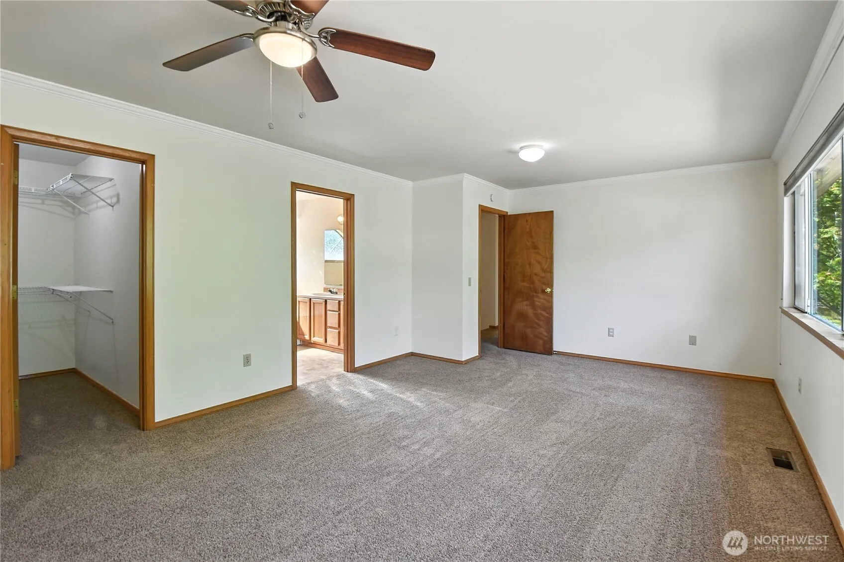 13014 NE 101st Place , Kirkland, WA 98033
