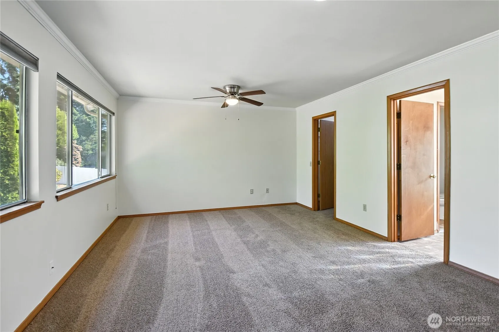 13014 NE 101st Place , Kirkland, WA 98033