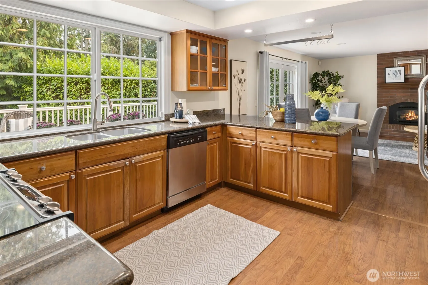 930 179th Place NE, Bellevue, WA 98008