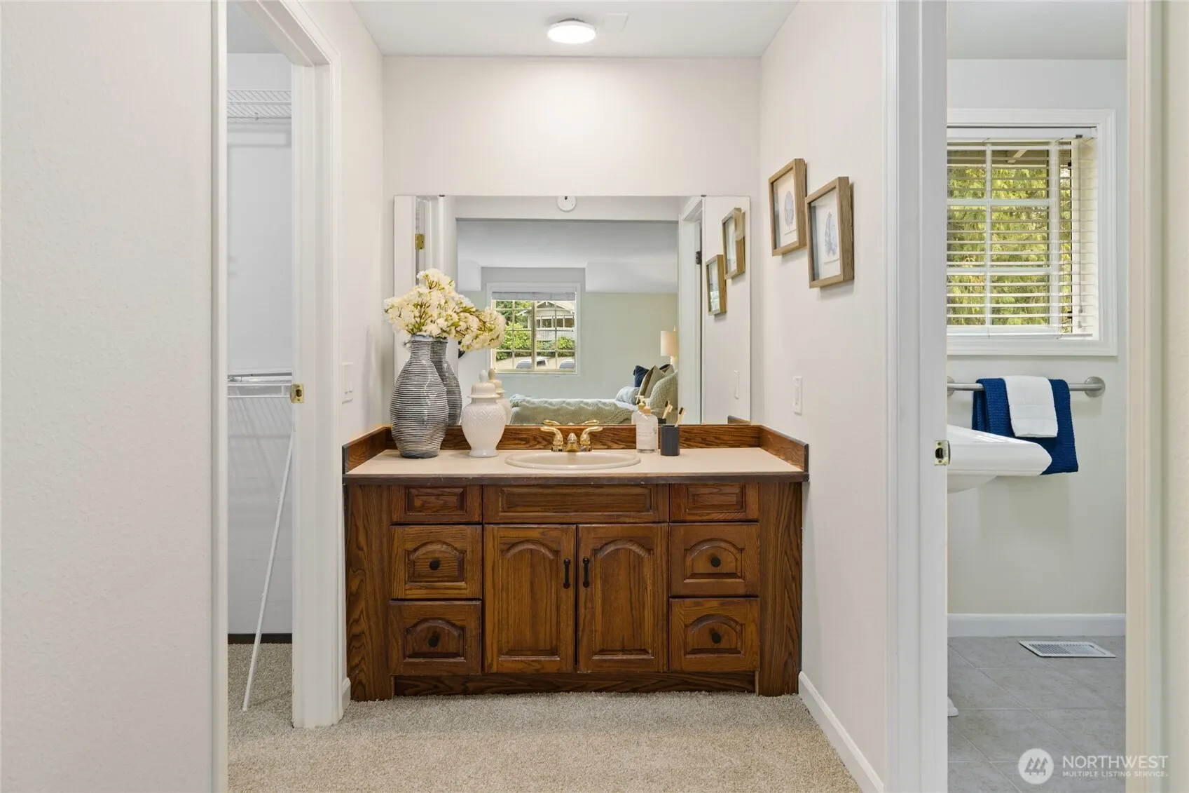 930 179th Place NE, Bellevue, WA 98008
