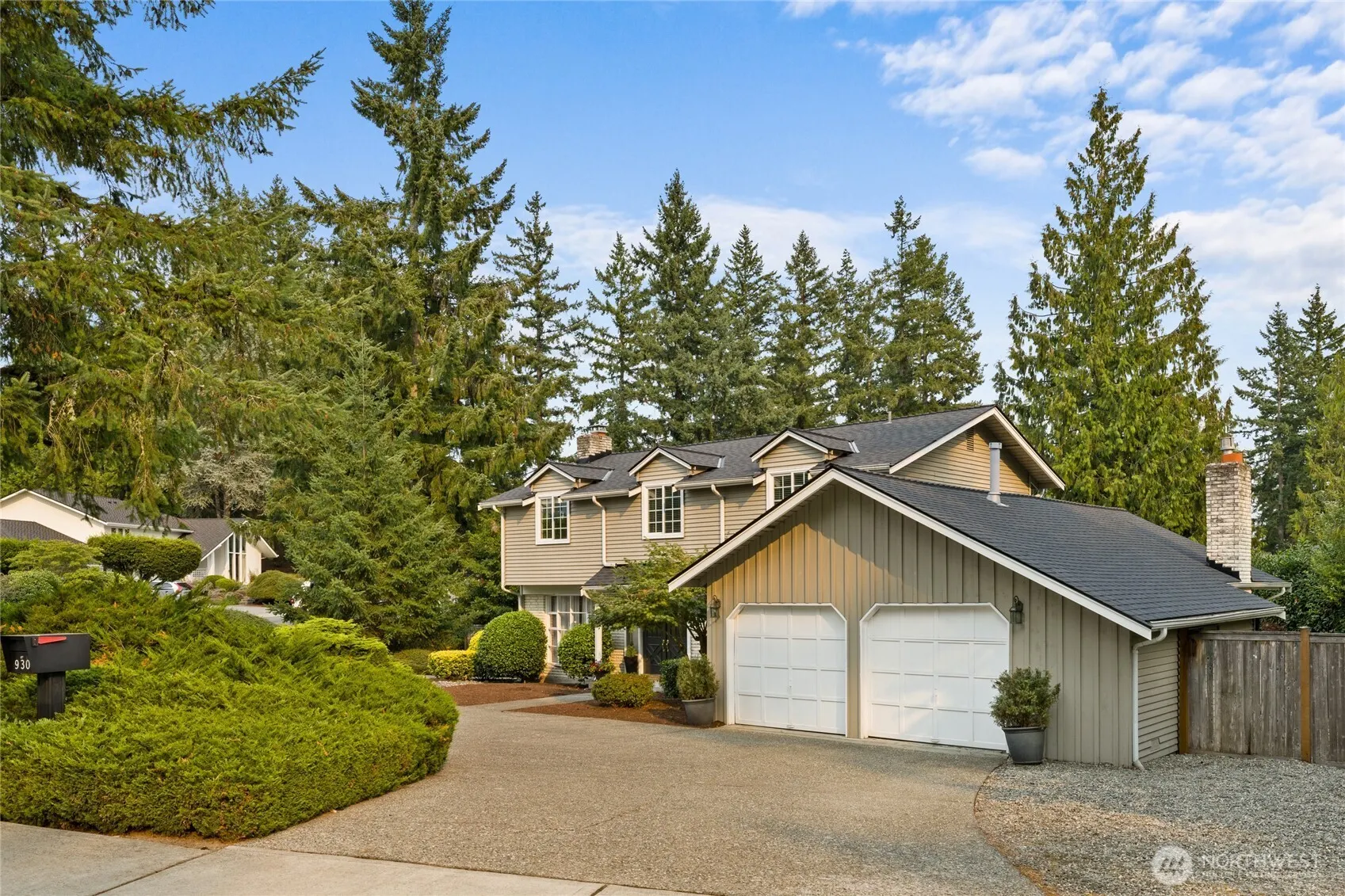930 179th Place NE, Bellevue, WA 98008