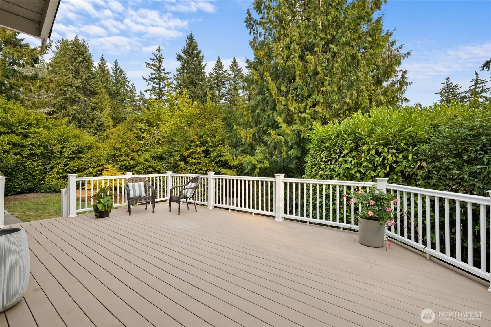 930 179th Place NE, Bellevue, WA 98008