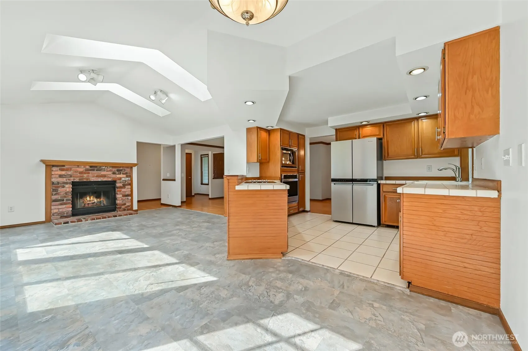 24225 15 Place SE, Bothell, WA 98021