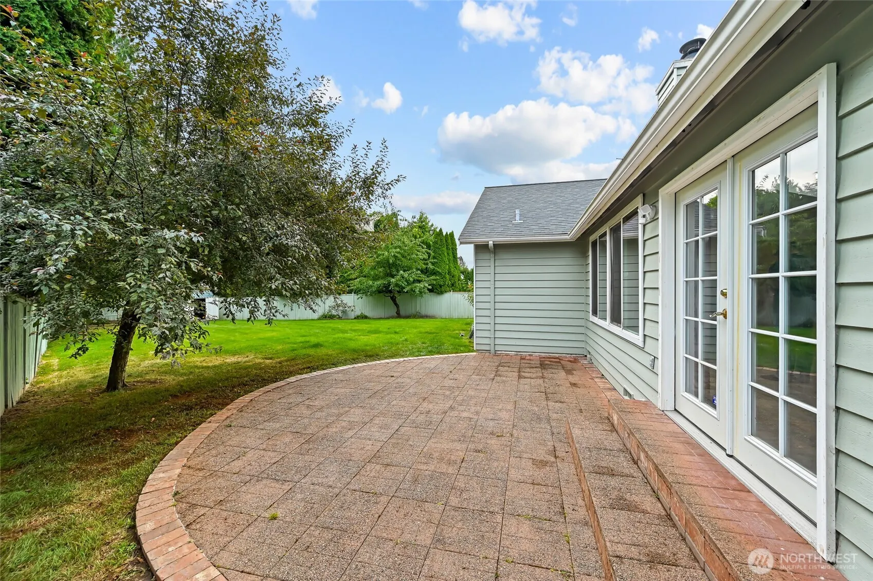 24225 15 Place SE, Bothell, WA 98021