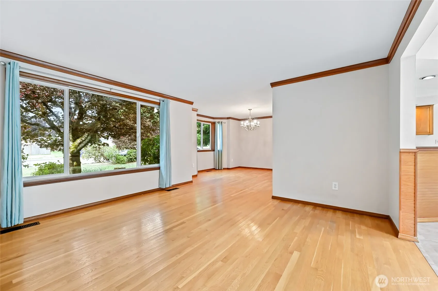 24225 15 Place SE, Bothell, WA 98021