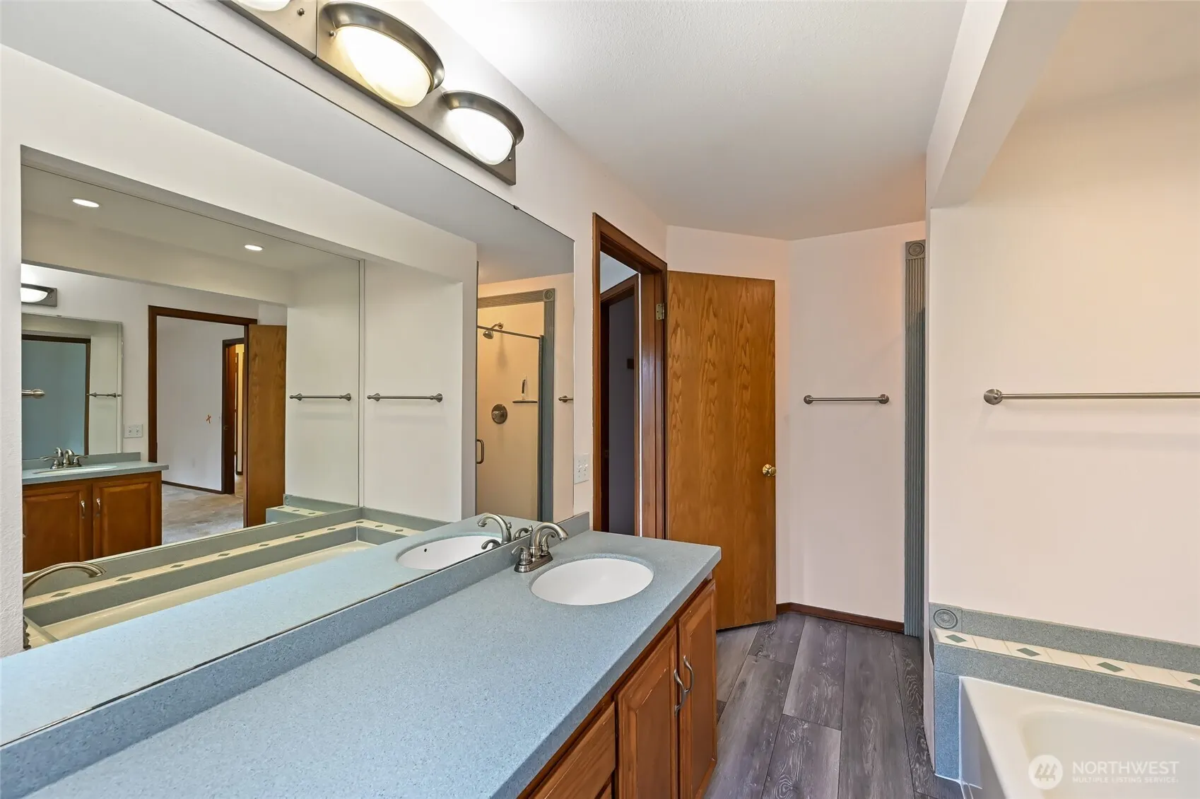 24225 15 Place SE, Bothell, WA 98021