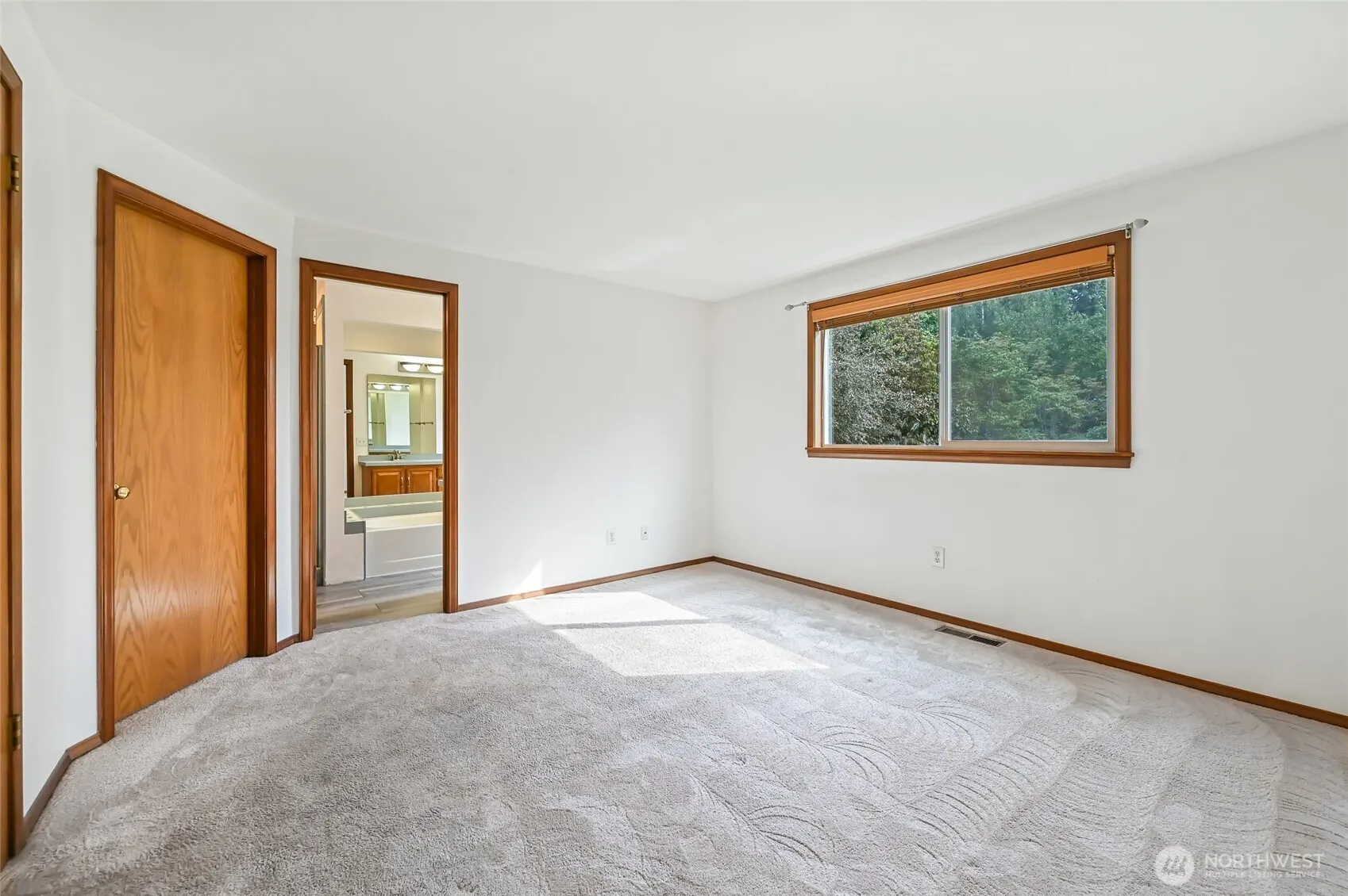 24225 15 Place SE, Bothell, WA 98021