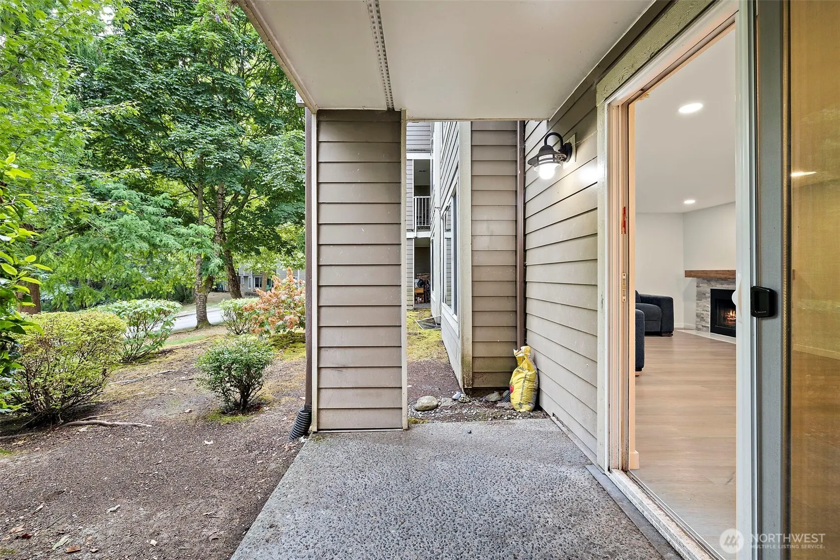 200 Mountain Park Blvd SW SW #A103, Issaquah, WA 98027