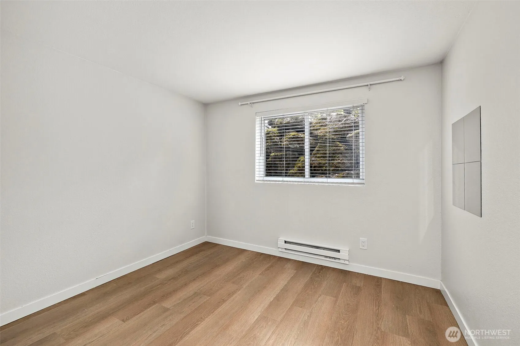 200 Mountain Park Blvd SW SW #A103, Issaquah, WA 98027