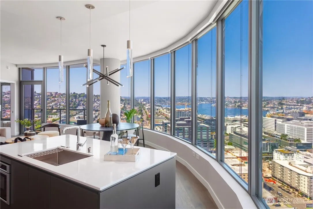 2510 6th Avenue #3602, Seattle, WA 98121