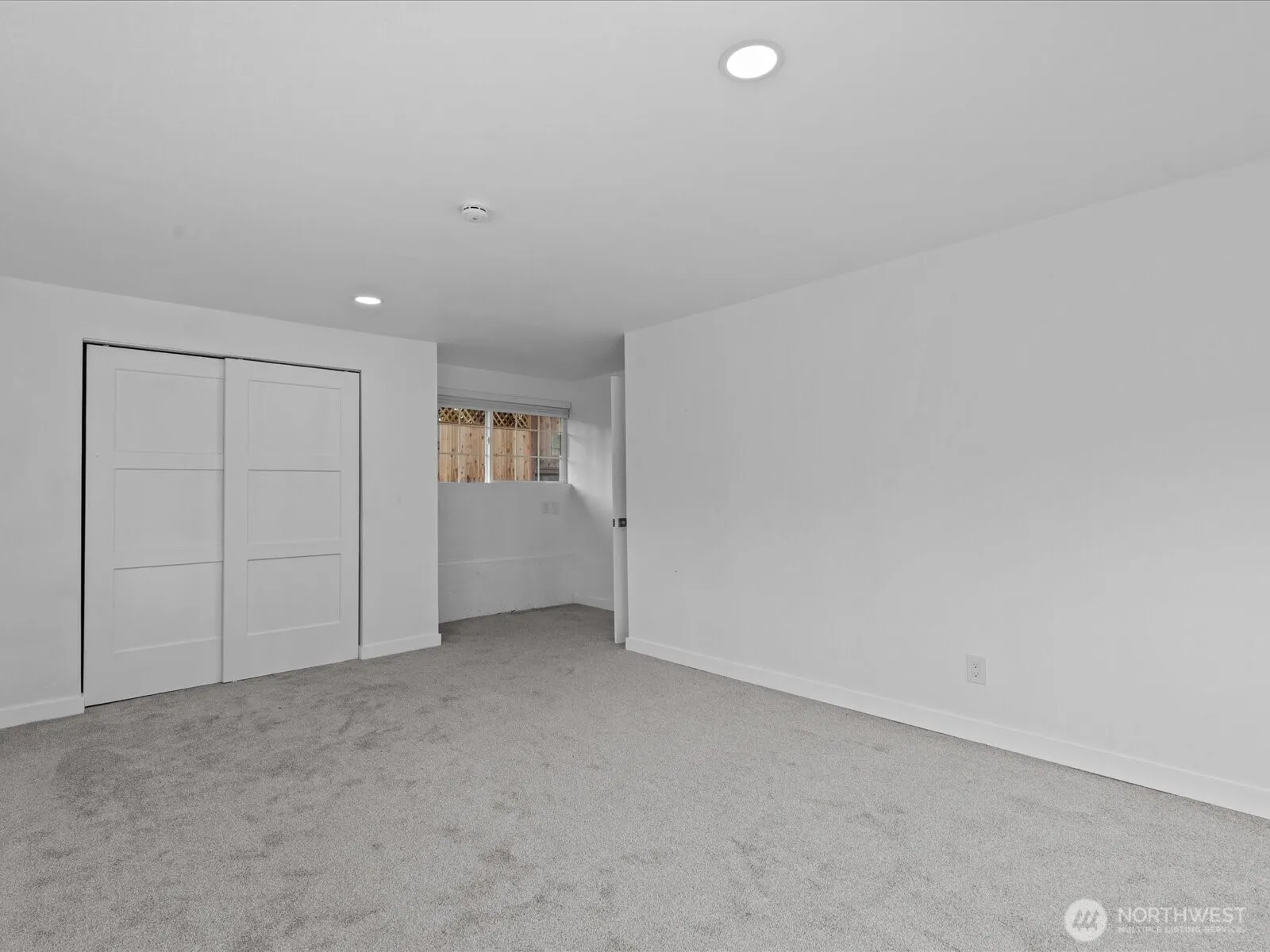 1140 E Seattle Street , Kent, WA 98030-6012