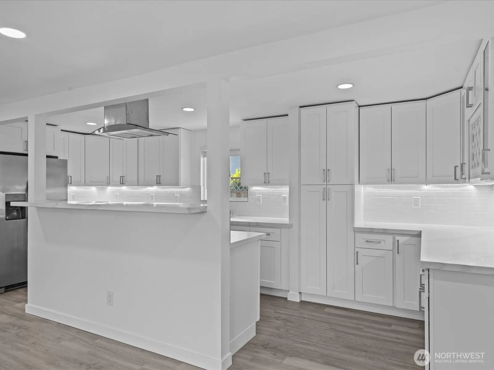 1140 E Seattle Street , Kent, WA 98030-6012