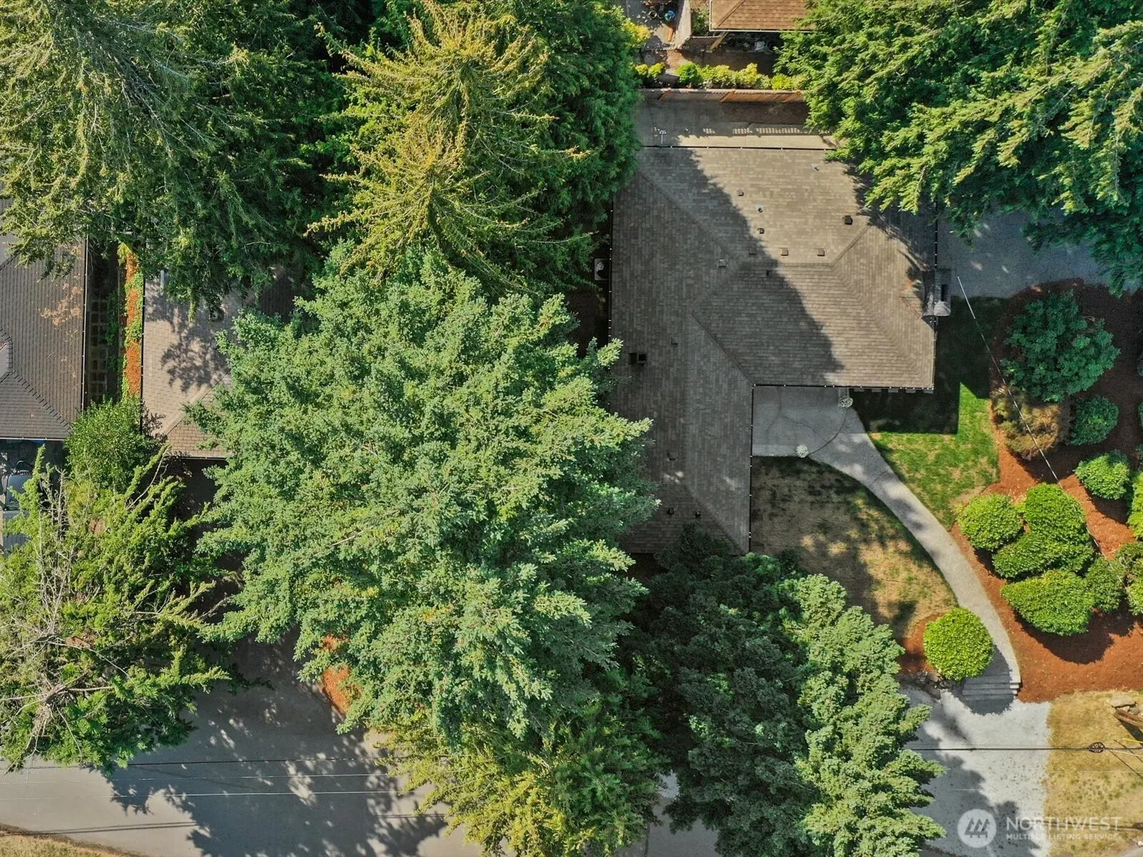 1140 E Seattle Street , Kent, WA 98030-6012