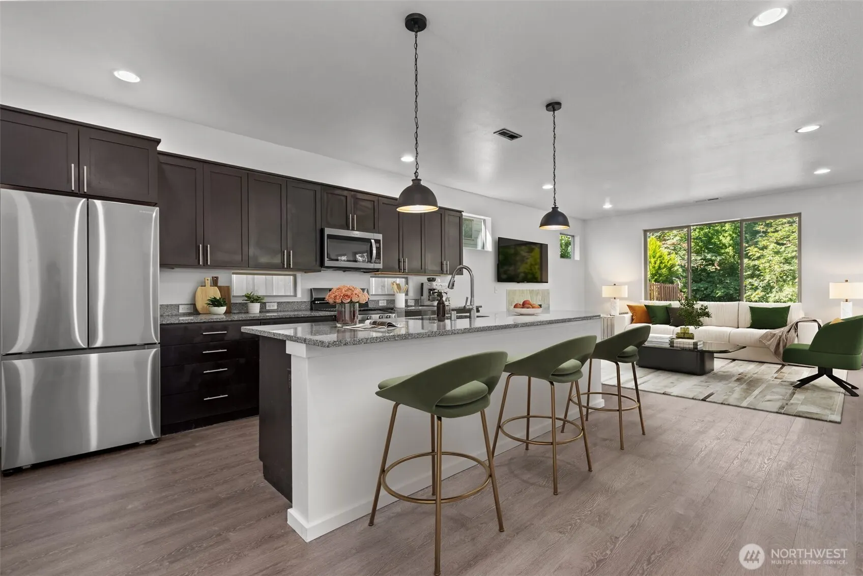 22901 98th Place S, Kent, WA 98031