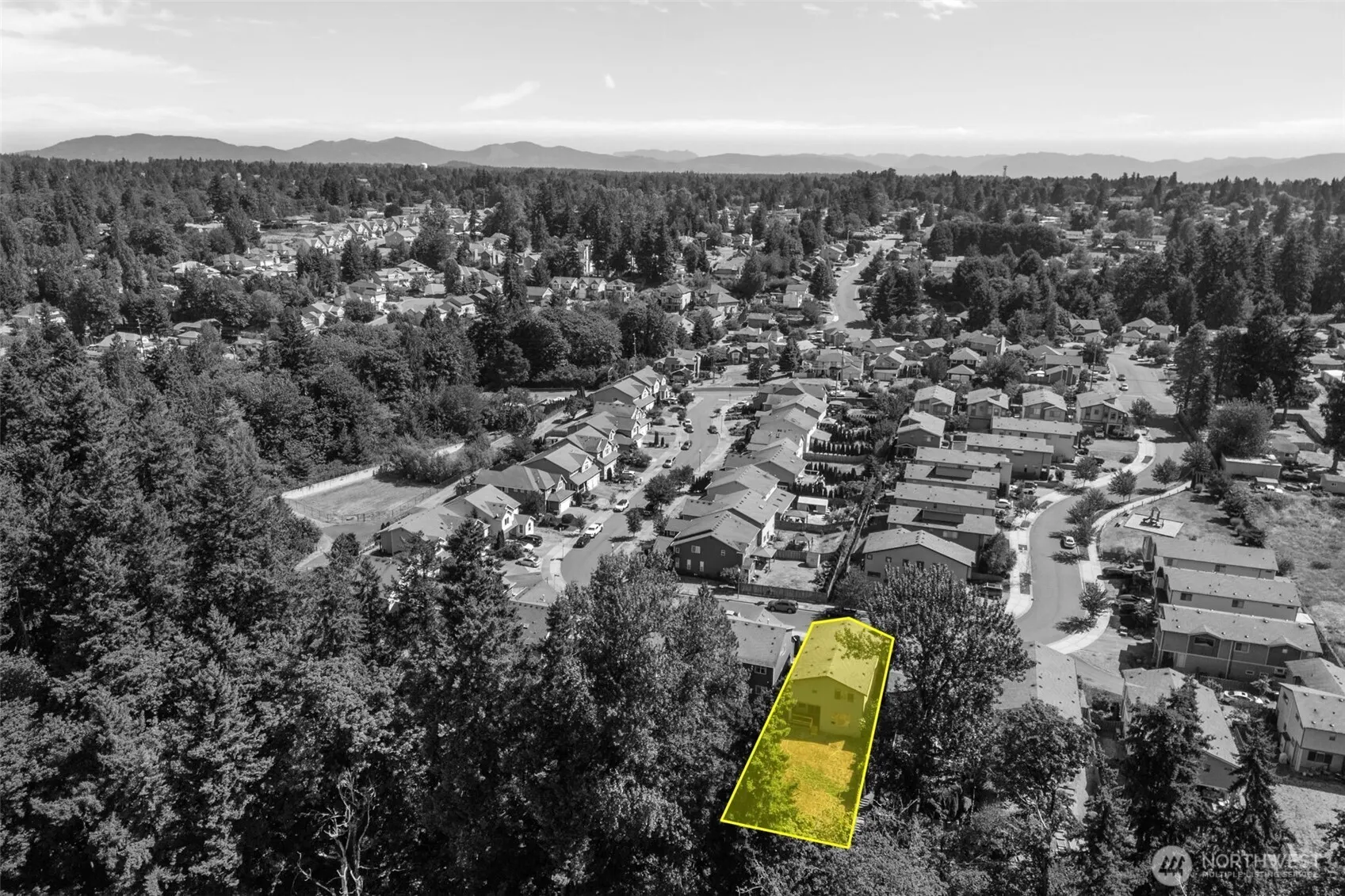 22901 98th Place S, Kent, WA 98031