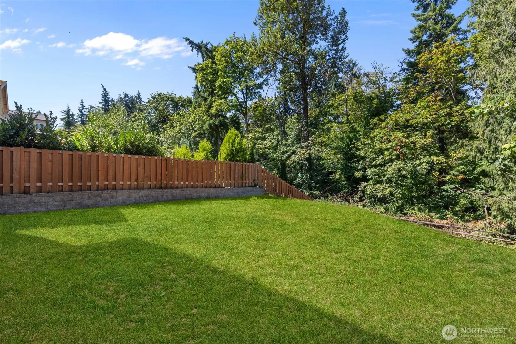 22901 98th Place S, Kent, WA 98031