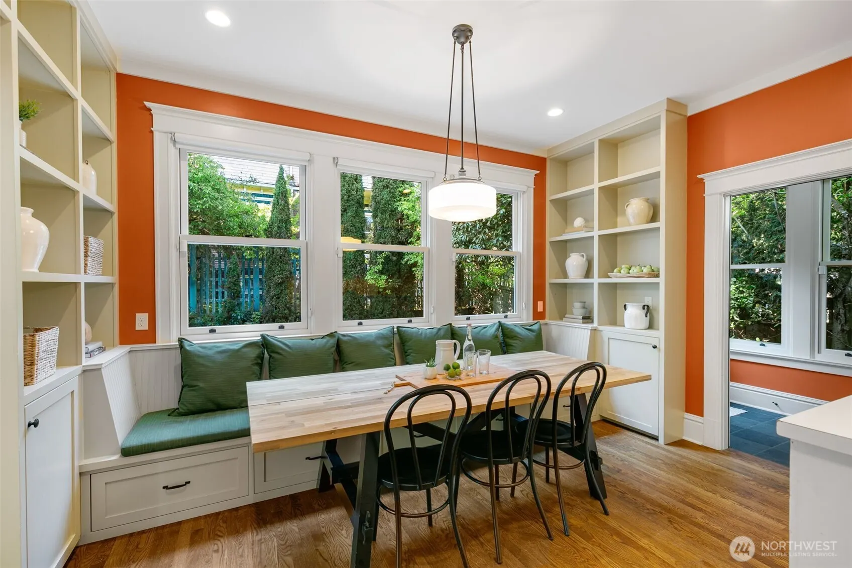 803 15th Avenue E, Seattle, WA 98112