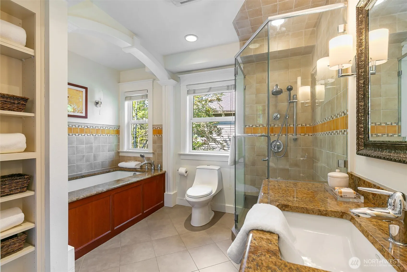 803 15th Avenue E, Seattle, WA 98112