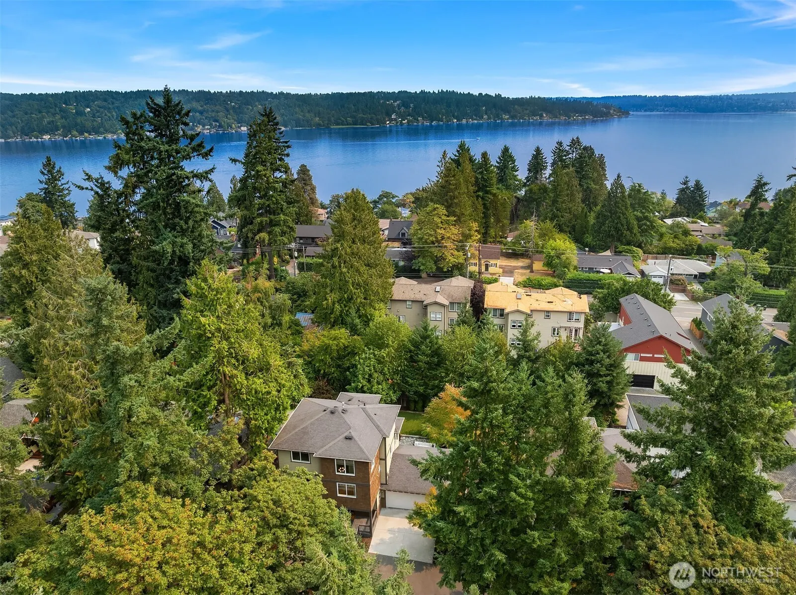 10334 46th Avenue NE, Seattle, WA 98125