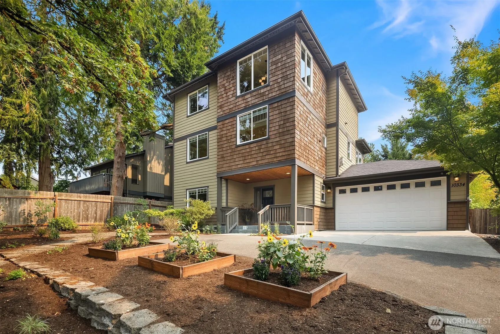 10334 46th Avenue NE, Seattle, WA 98125
