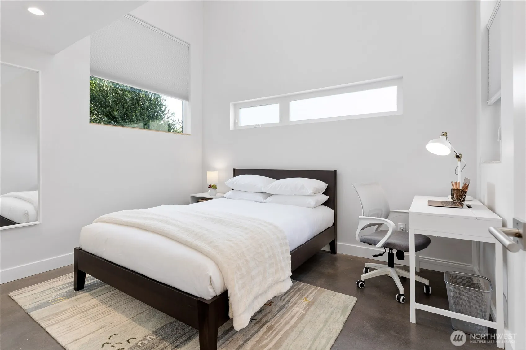 1927 10th Avenue W, Seattle, WA 98119