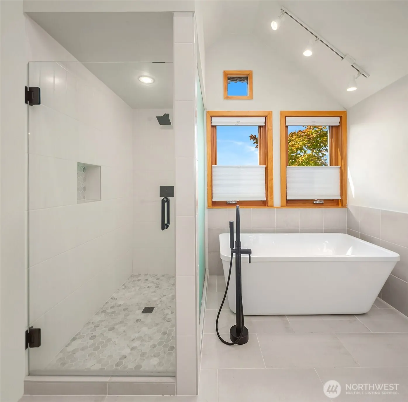 1927 10th Avenue W, Seattle, WA 98119