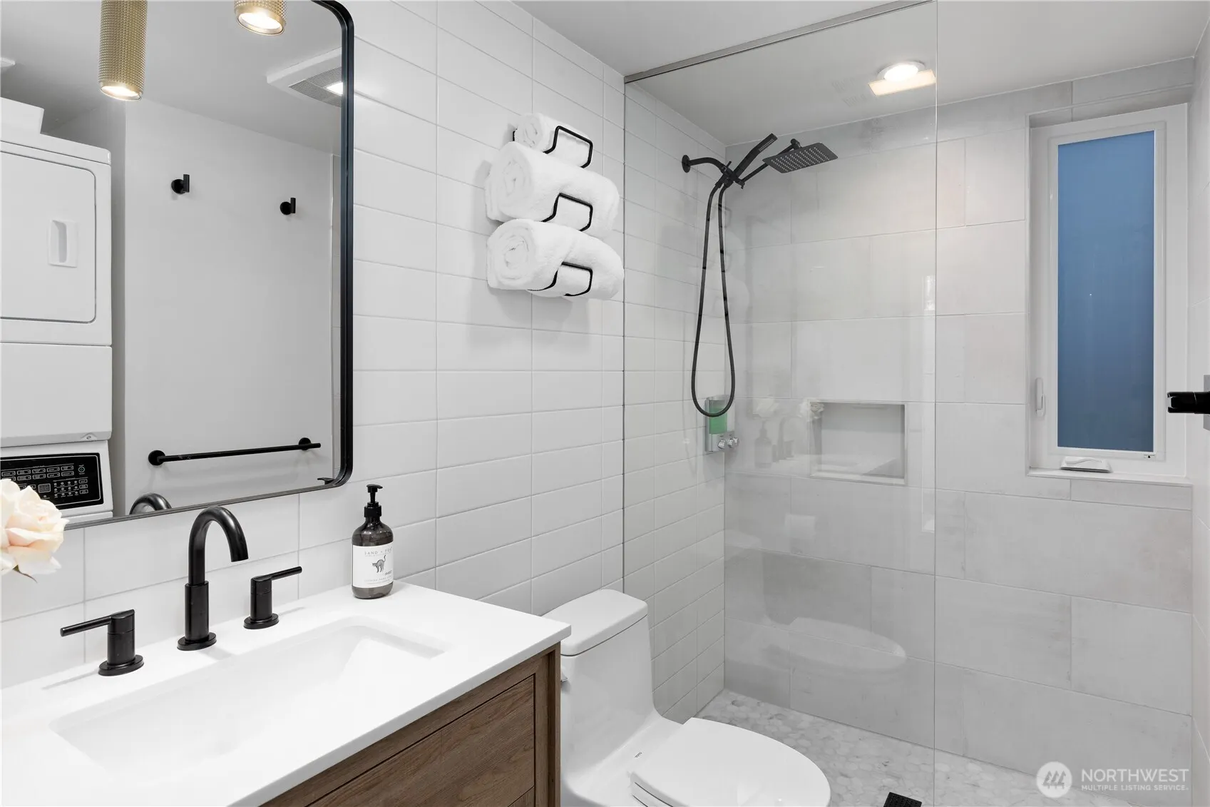 1927 10th Avenue W, Seattle, WA 98119